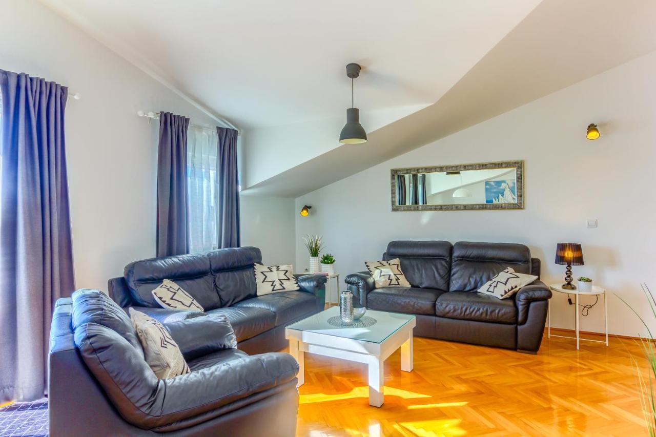 Omis Wind Rose Apartment מראה חיצוני תמונה