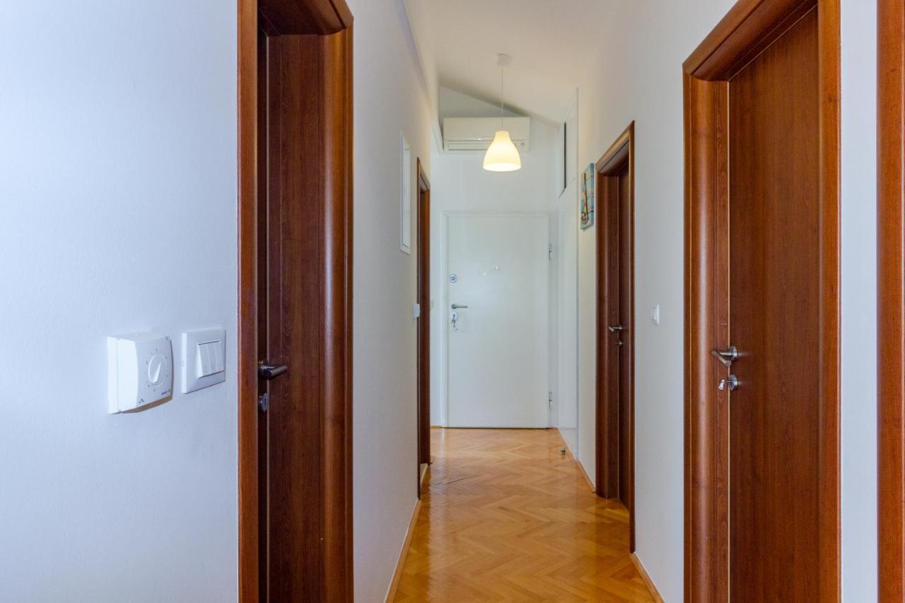 Omis Wind Rose Apartment מראה חיצוני תמונה