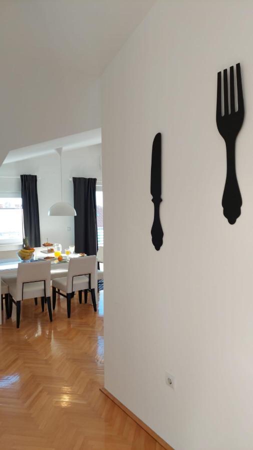 Omis Wind Rose Apartment מראה חיצוני תמונה